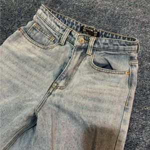 Pretty little thing mom Jean